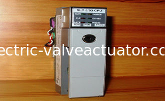 Un bon prix. Automate programmable logique Allen-Bradley PLC 1747-L532 Ser E SLC500 en ligne