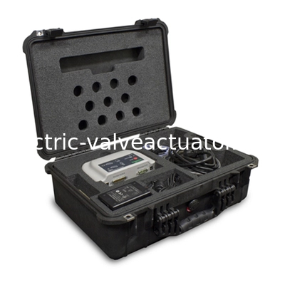 Un bon prix. L'unité de contrôle micrologique est équipée d'un kit d'essai S33595 SCHNEIDER en ligne