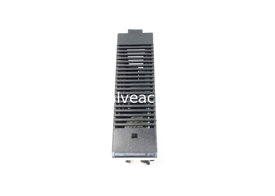 Un bon prix. Module de sortie IC693MDL940, plage de tension de 5V à 30V DC, plage de fréquence de 50Hz à 60Hz en ligne