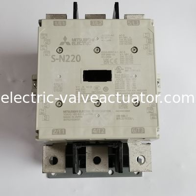 Un bon prix. Contacteur Mitsubishi S-N220 AC100V 2A2B-2, 2 contacts normalement ouverts, 2 contacts normalement fermés en ligne