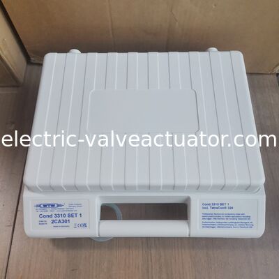 Un bon prix. Mètre de conductivité WTW Cond 3310 avec une plage de 0,001 μS/cm à 1000 mS/cm, étanche IP67 et compensation de température intégrée pour le traitement de l'eau en ligne