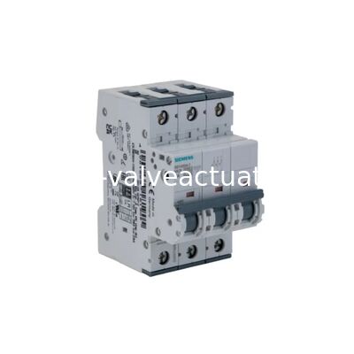 Un bon prix. Disjoncteur miniature Siemens 136-07-818 SENTRON Type C | Protection électrique 3 pôles en ligne