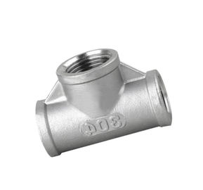 Un bon prix. Tuyau interne femelle de valve de l'acier inoxydable DN6-DN100 de garnitures de tuyau de pièce en t de fil en ligne